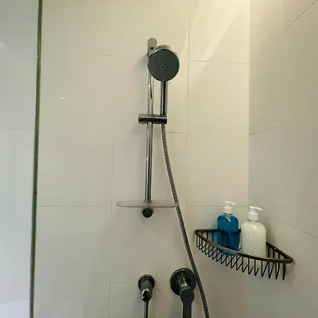 Est Bangsar Kl Sentral By Deurban Apartment Kuala Lumpur Luaran gambar